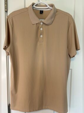 Shein Men’s Beige Ribbed Polo Shirt Size Medium